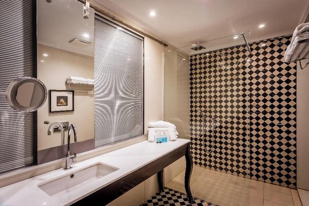 Daria - Authentic Israel Experience