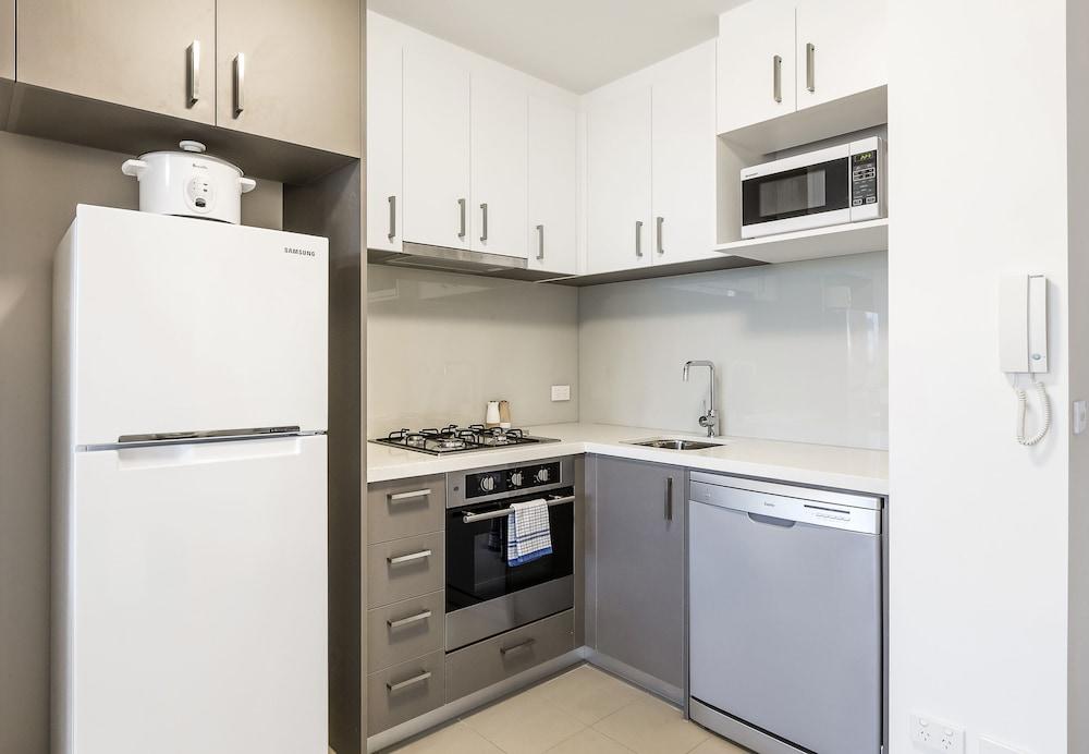 Poplar Sanctuary Apartments