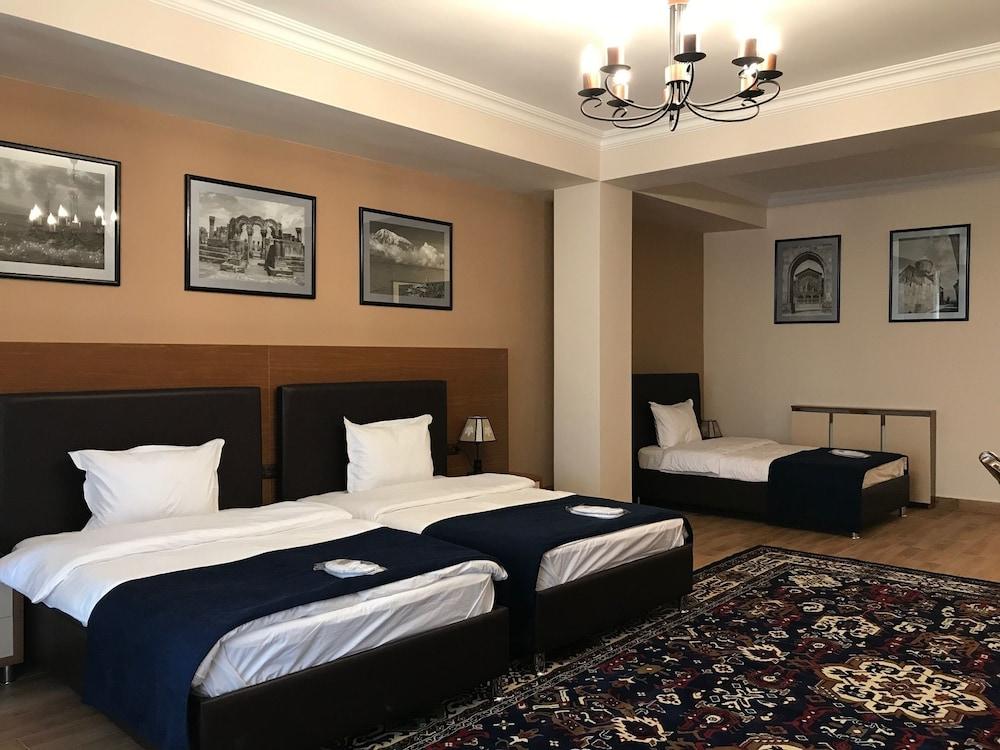 Hotel Plaza Viktoria