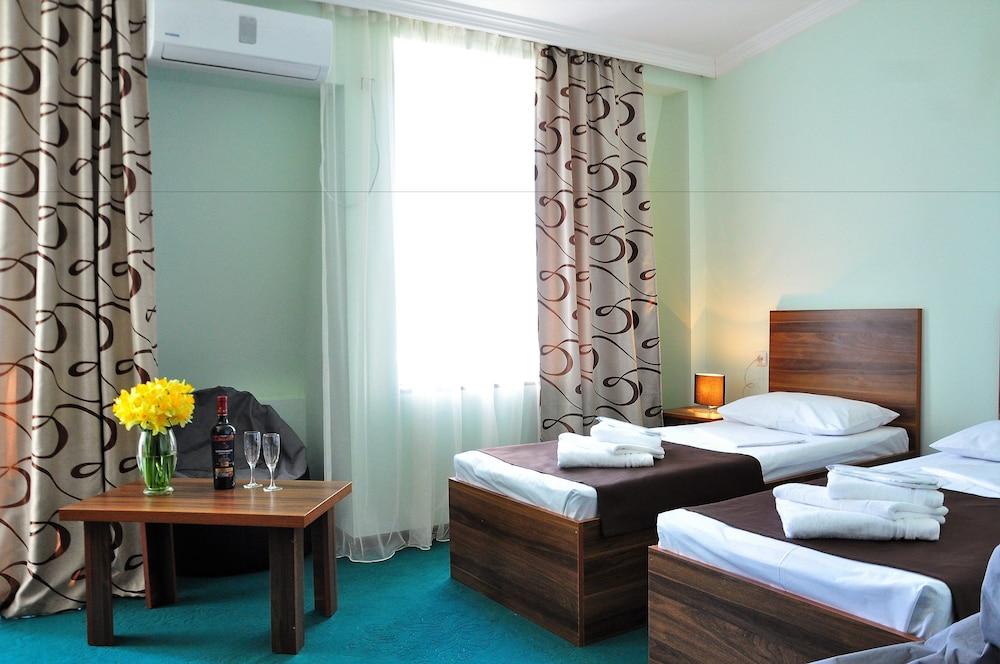 Reness Hotel Kobuleti