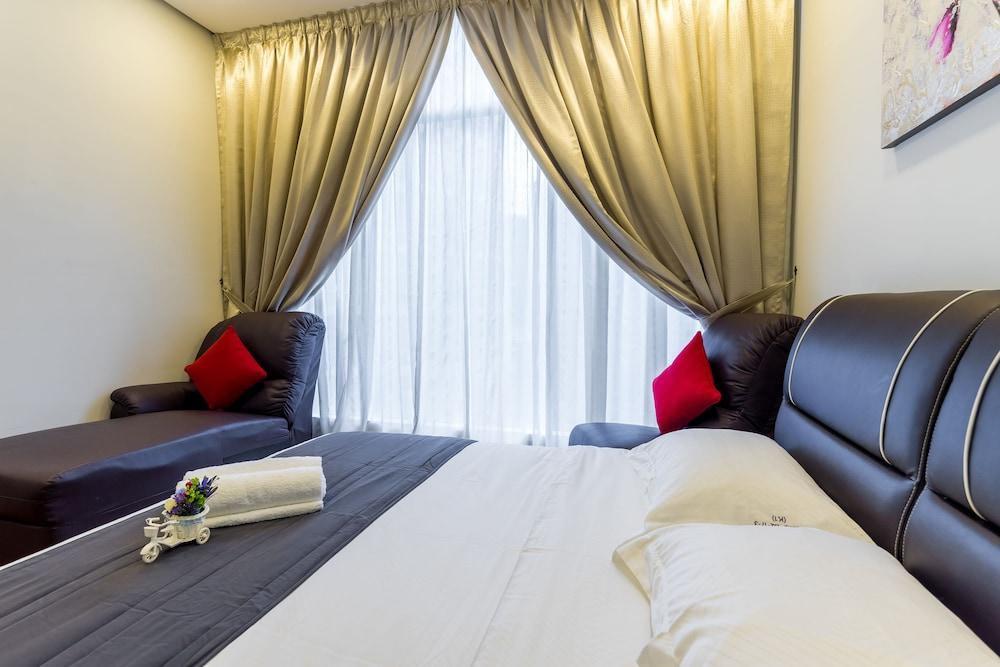 Soho Suites KLCC By Aloha