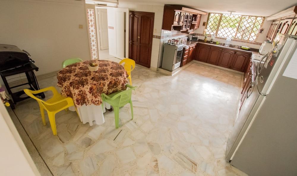 Hostal Casa Cristales