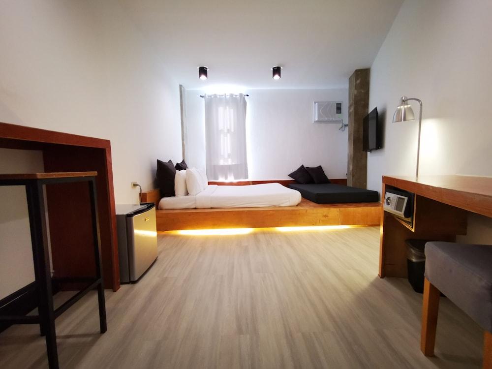 Urban Boutique Hotel