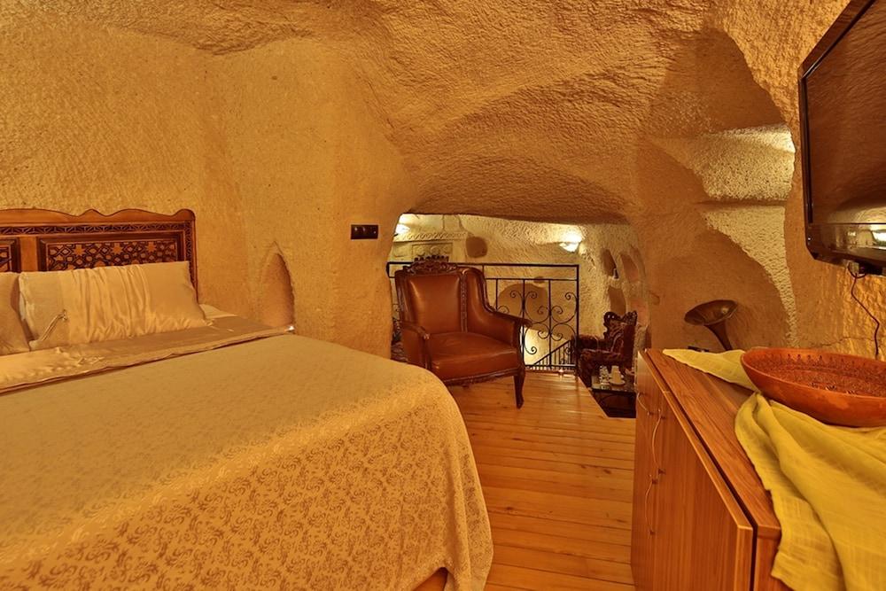Ascension Cave Suites