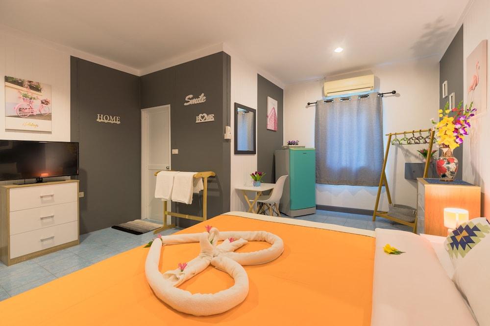 Rice Restaurant & Rooms