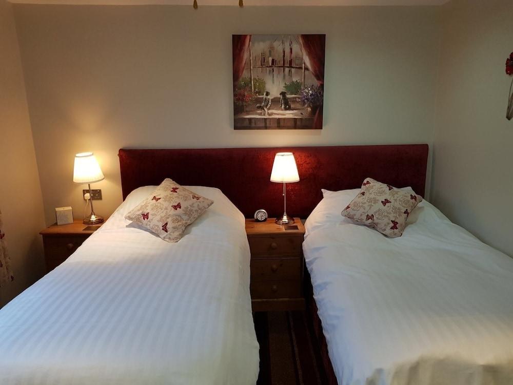 Castle Green Bed and Breakfast