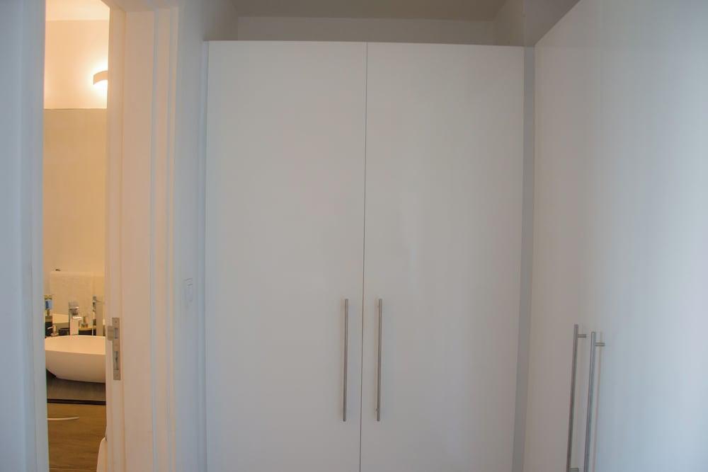 Azuri Apartment with Beach, Pools, Gym, Restaurants, Spa, Boats, kids Corner