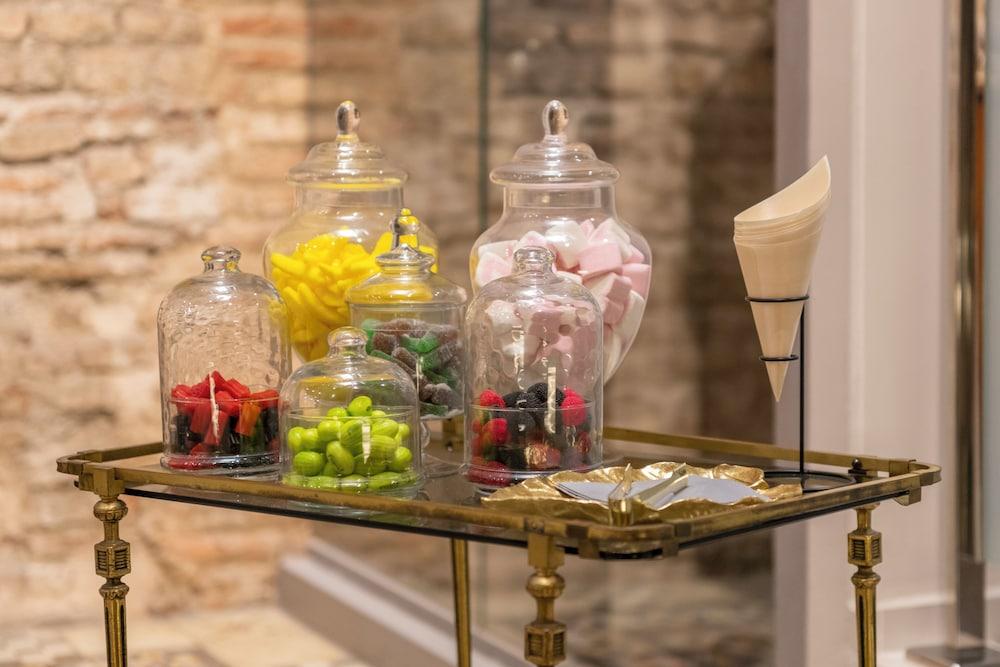 Hotel Palacete de Álamos, Historic Center