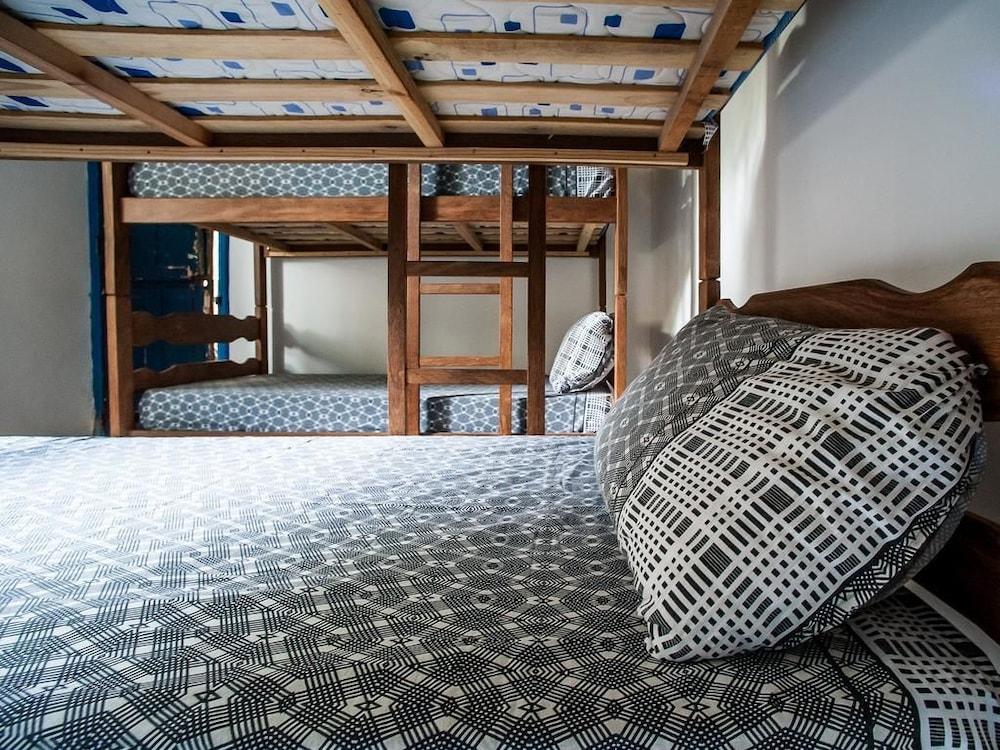 Orient Express Santa Teresa Hostel