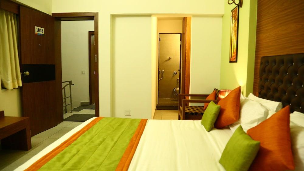 The Royal Castle Resorts