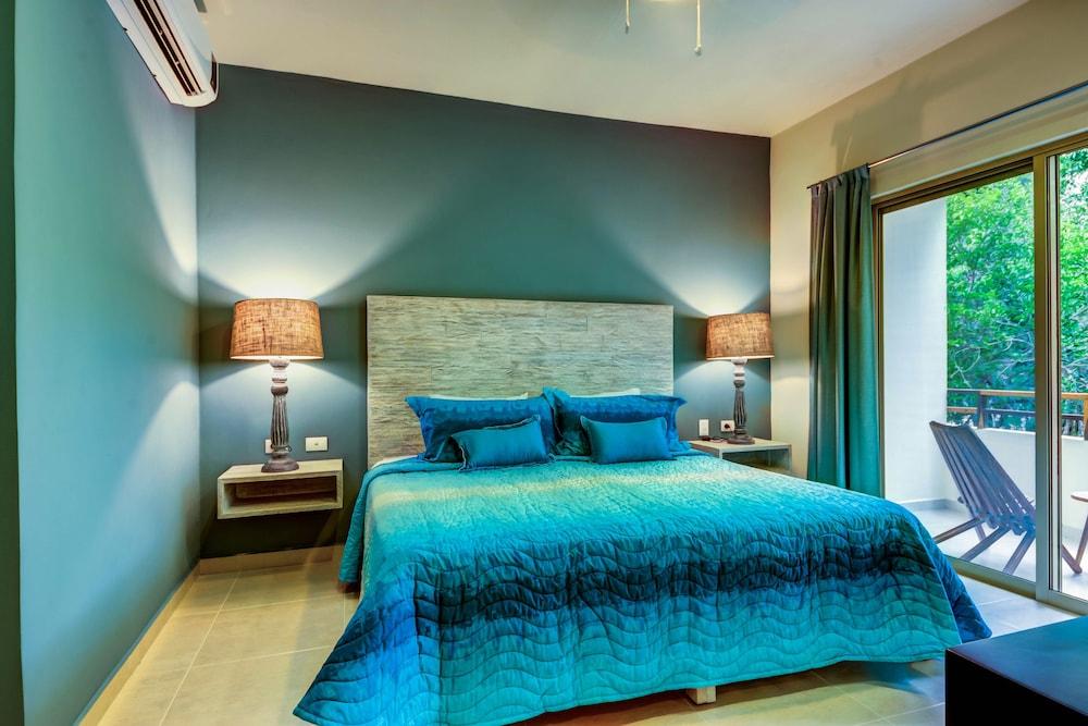 Blue Beach 2 BRM apt sleeps 5