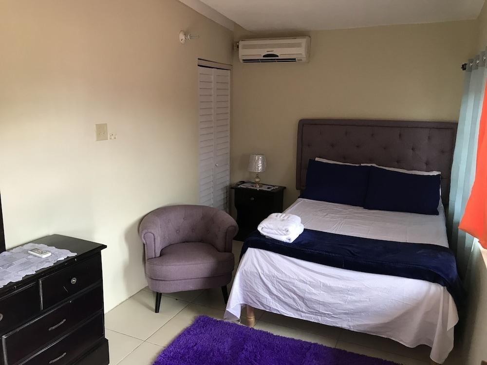 Kardel Vacation Apartments