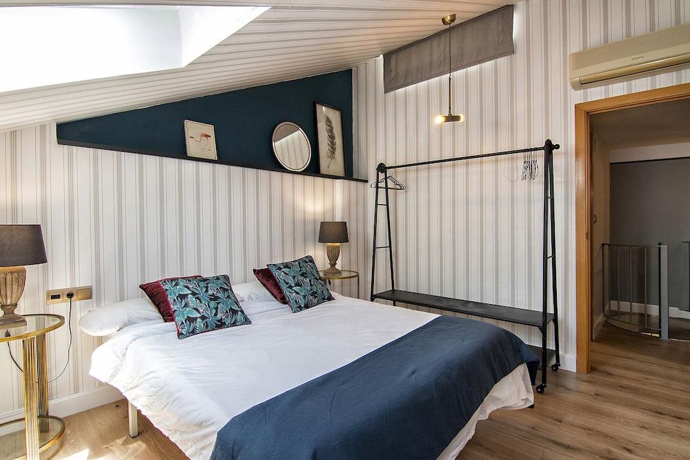 Chezmoihomes Duplex Cathedral