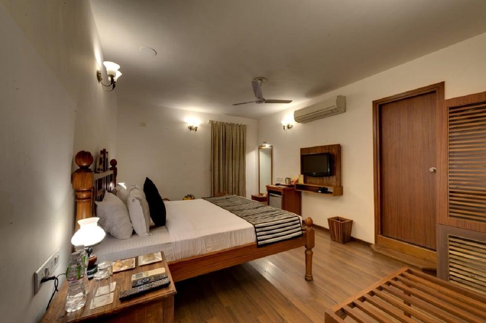 WelcomHeritage Mani Mansion