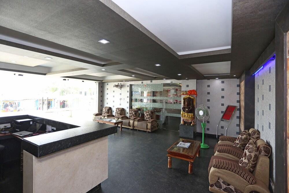 OYO 5791 Mahabir Sheraton