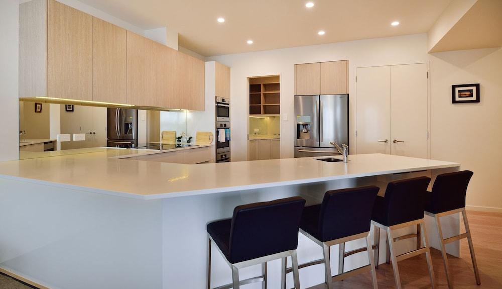 Freemans Bay Three Bedroom with a View