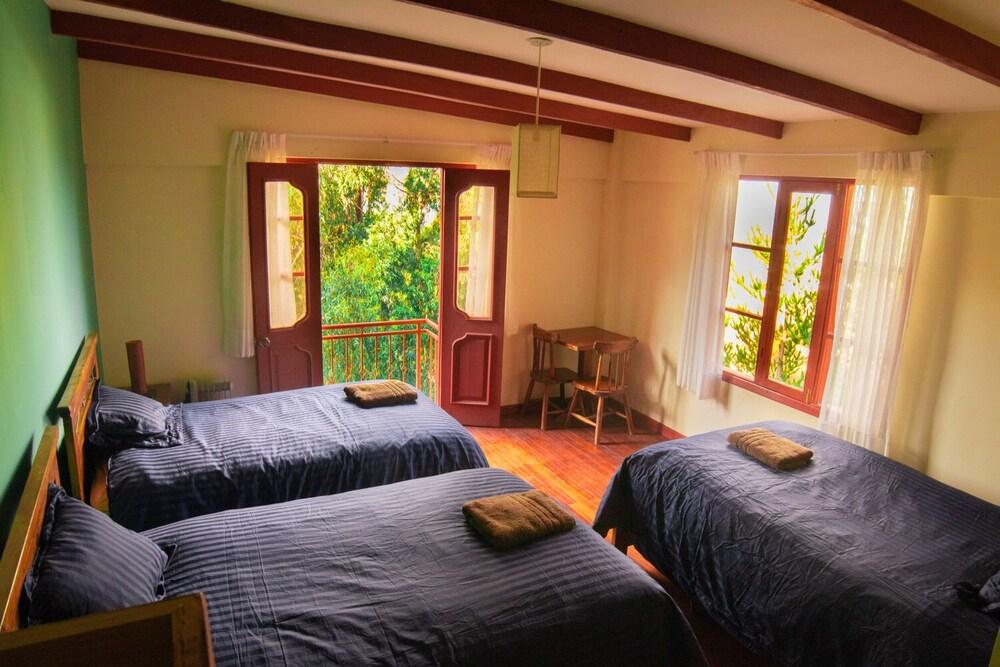 Complejo Turístico 3810