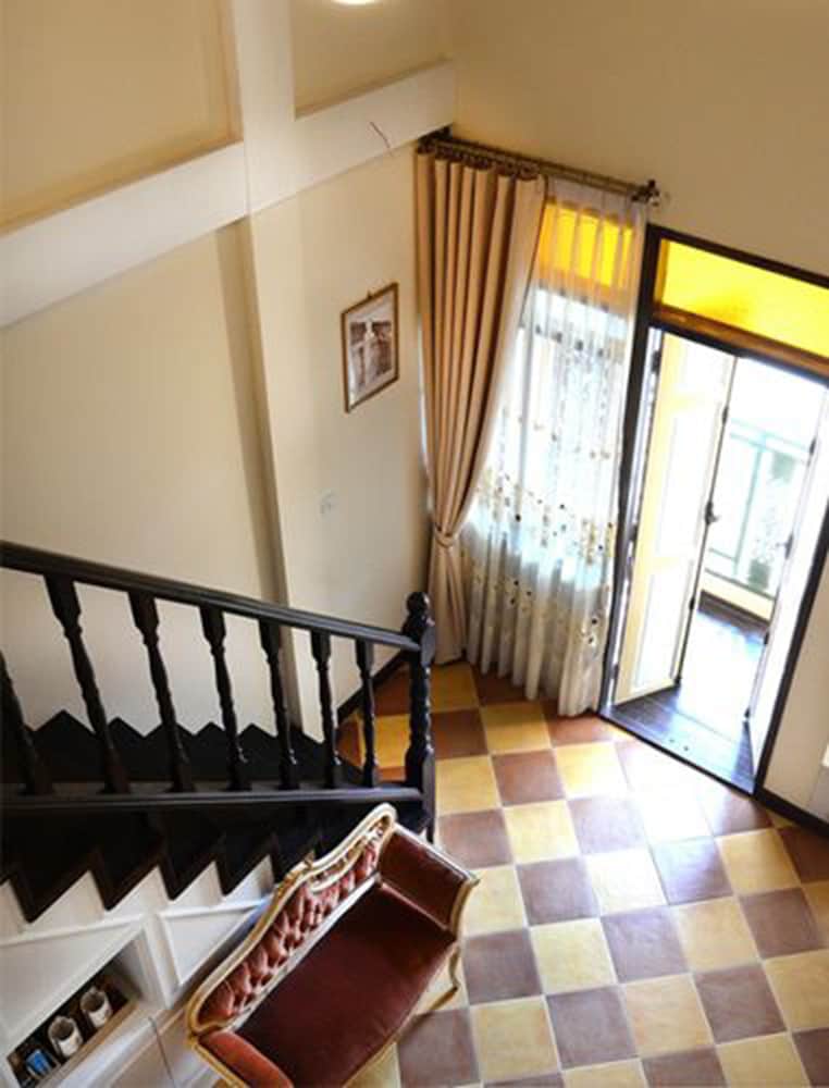 Chuchai Buri Sri Amphawa