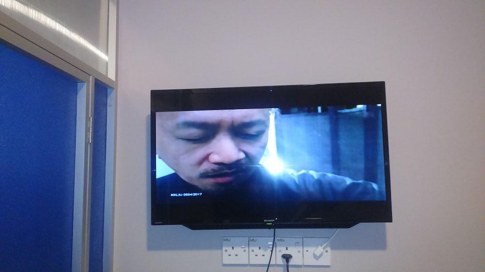 Rainforest Budget Stay