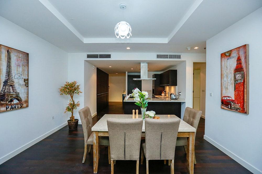 Kennedy Towers - Limestone