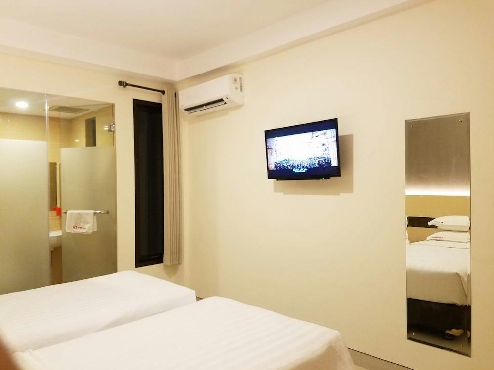 Sumi Hotel Surabaya