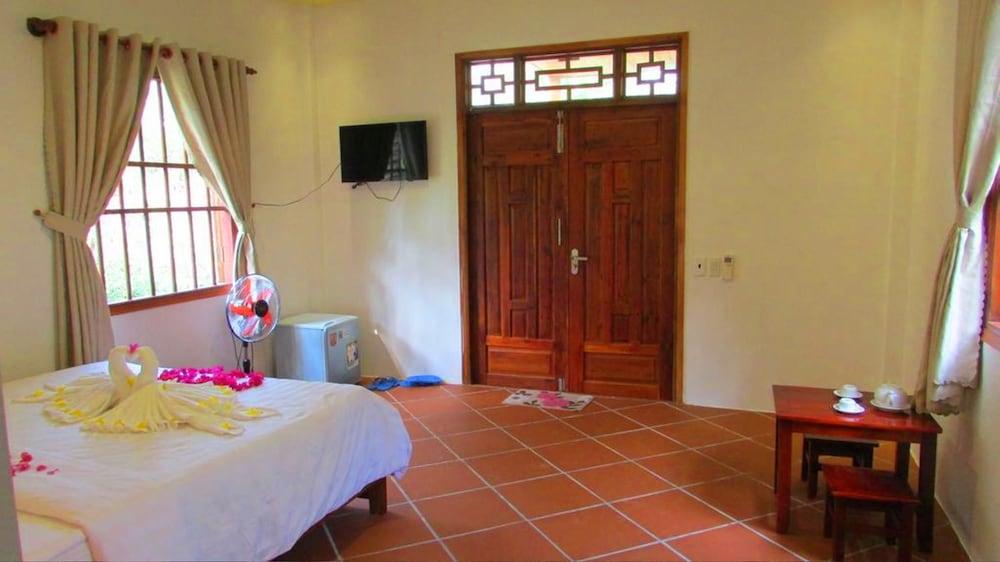 Orchard Fruit Farm Bungalow