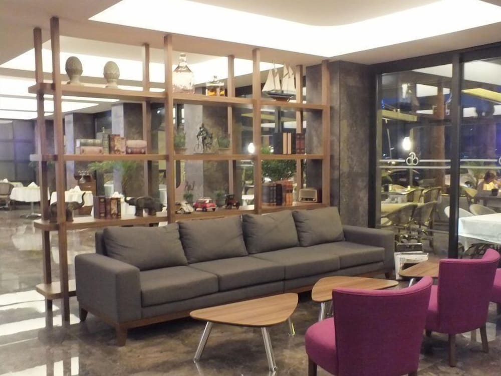 Candan City Beach Hotel