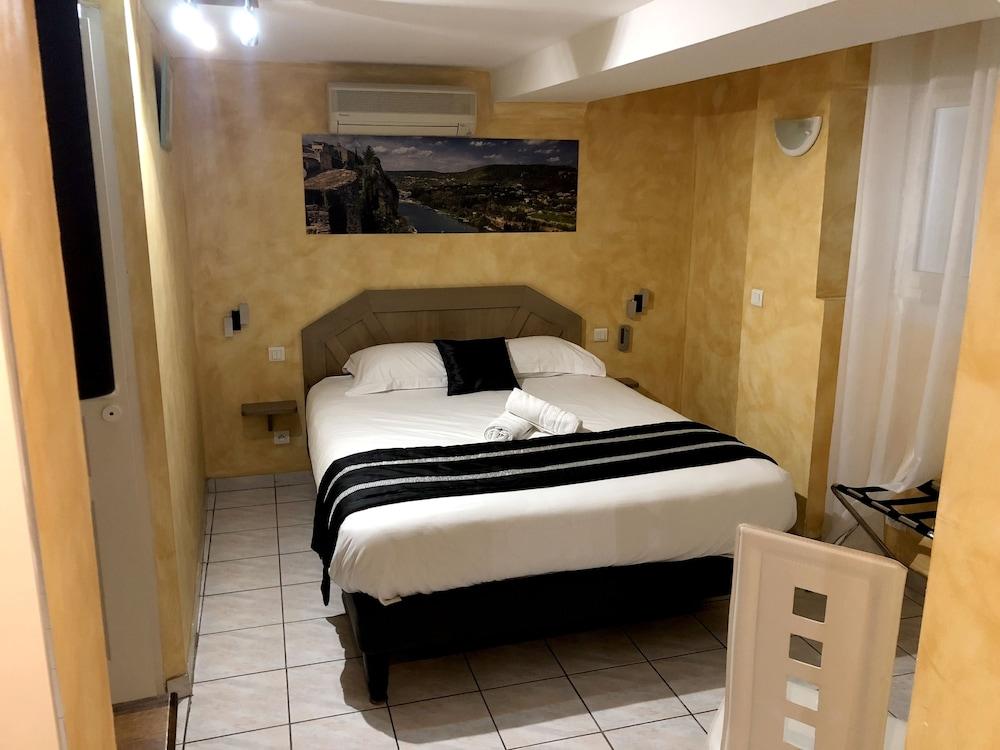 Logis Hotel Bellevue