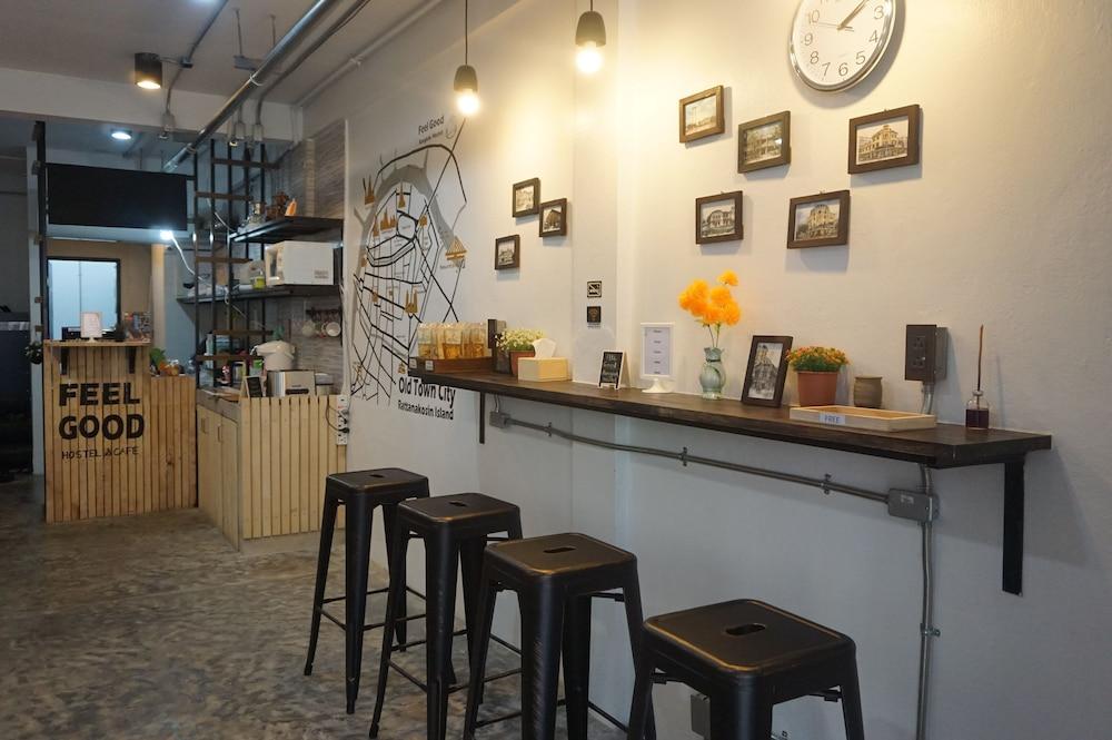 Feel Good Bangkok Hostel