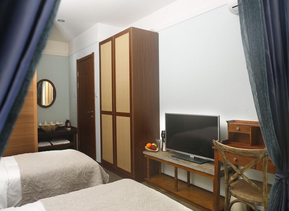 shell villa apartel resort