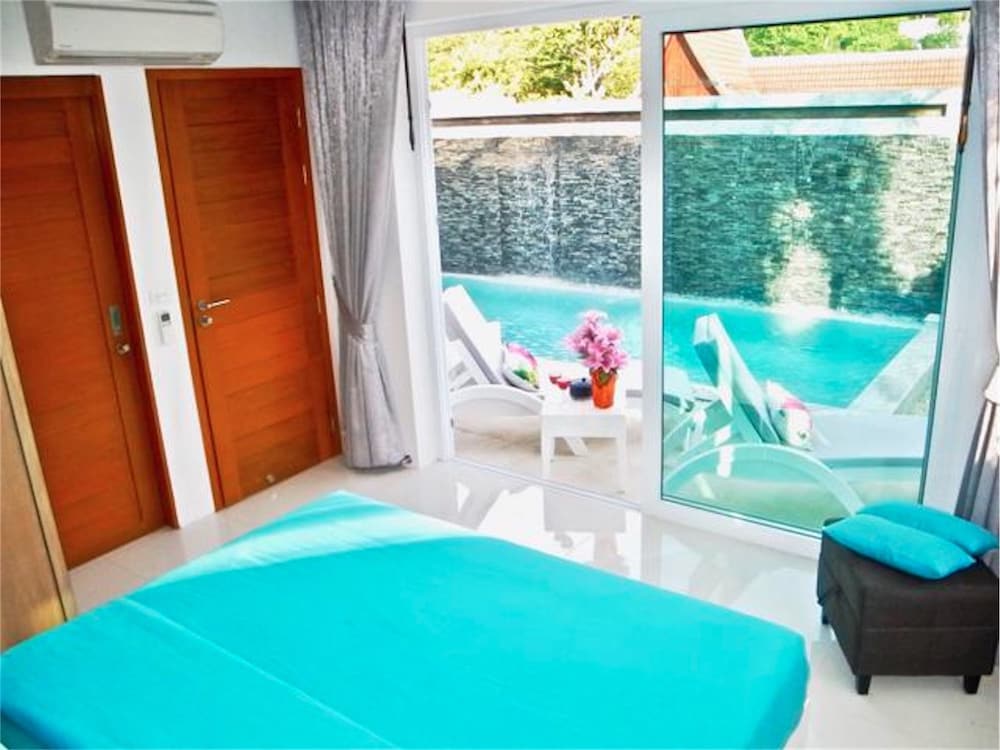 Skylight New 2 bedrooms Villa