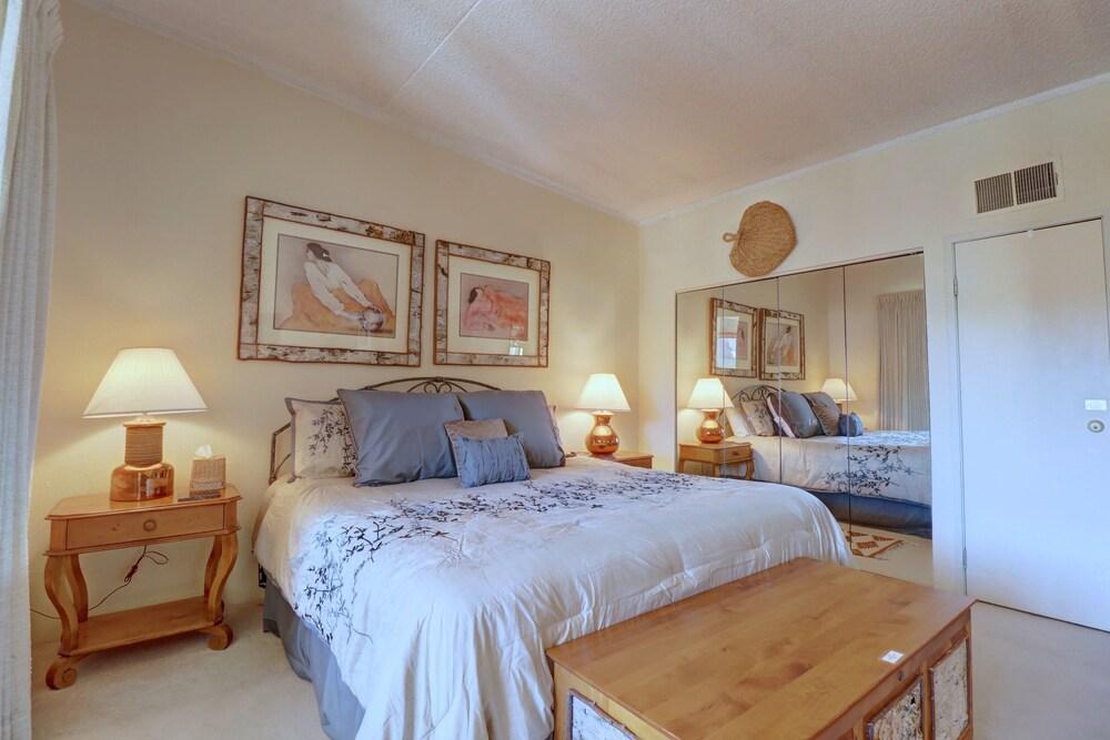 Wonderful Spacious Ski Condo - SH504 by Redawning