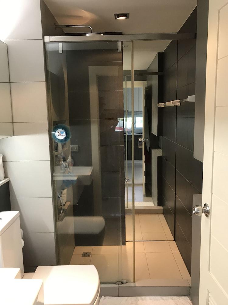 The Gallery Condo - B42 by Axiom