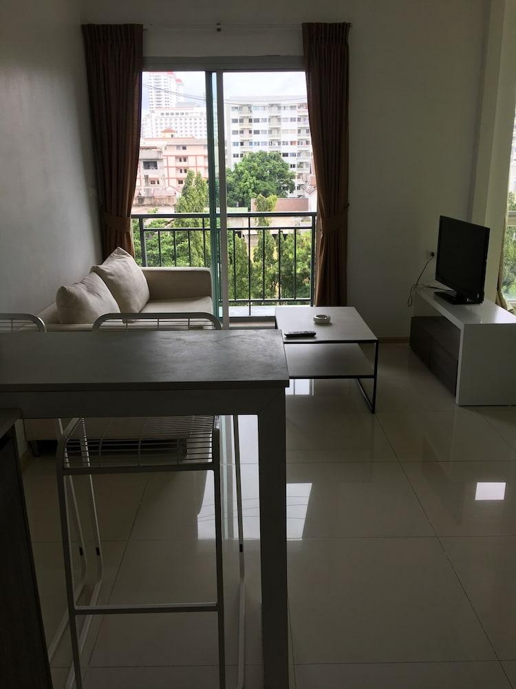 The Gallery Condo - C66 by Axiom