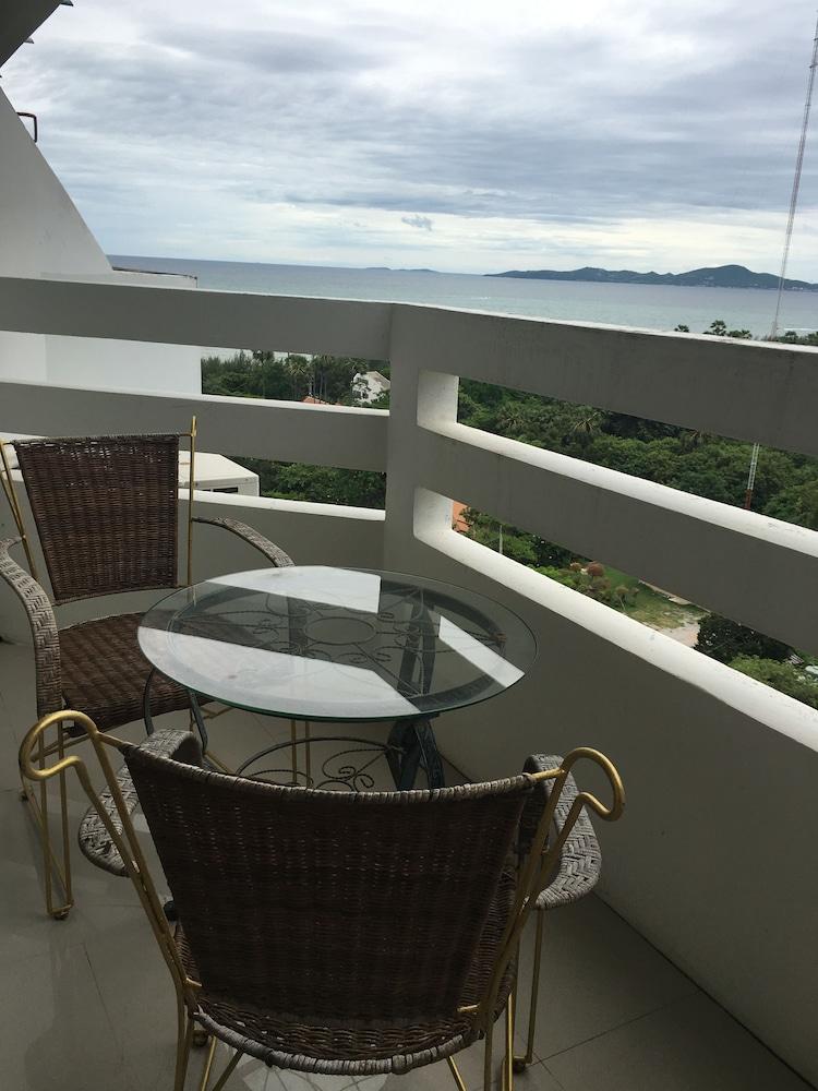 Jomtien Condotel - 9278 by Axiom