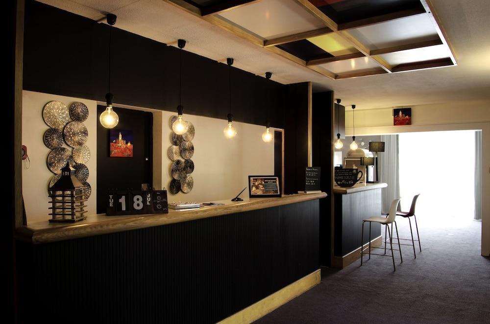 Kyriad Direct Chilly Mazarin