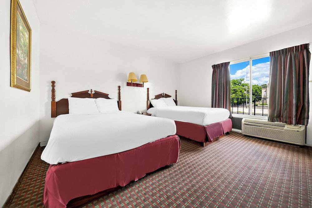 Capitol Inn And Suites