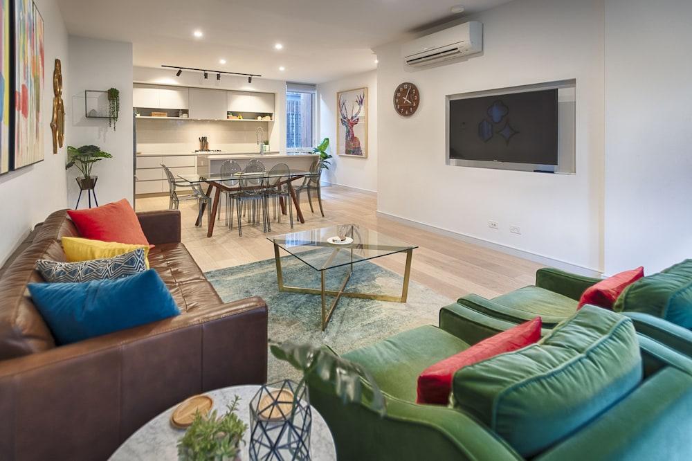 Orange Stay Townhouses