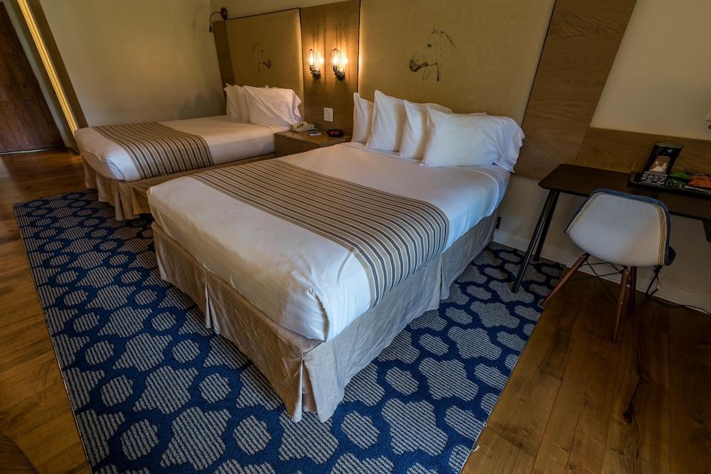 Interlaken Inn & Resort