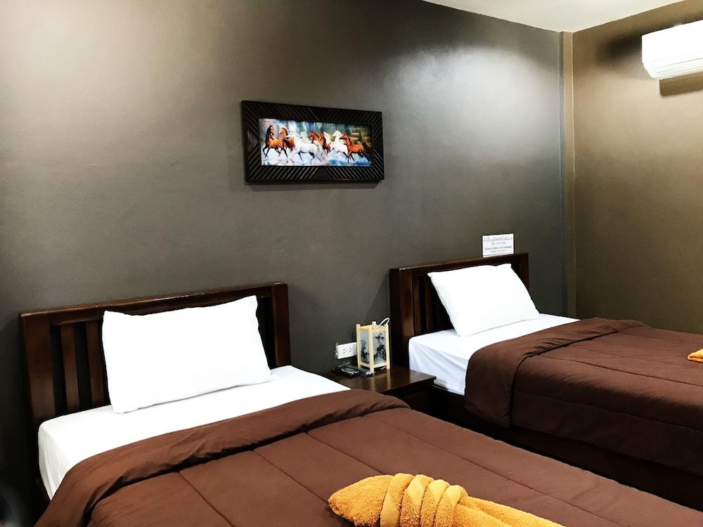 Khwanruen Fishing Resort