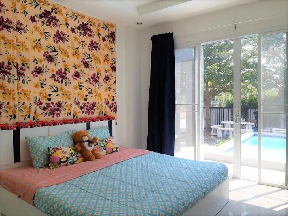 Baan Pimsamai Pool Villa Hua Hin