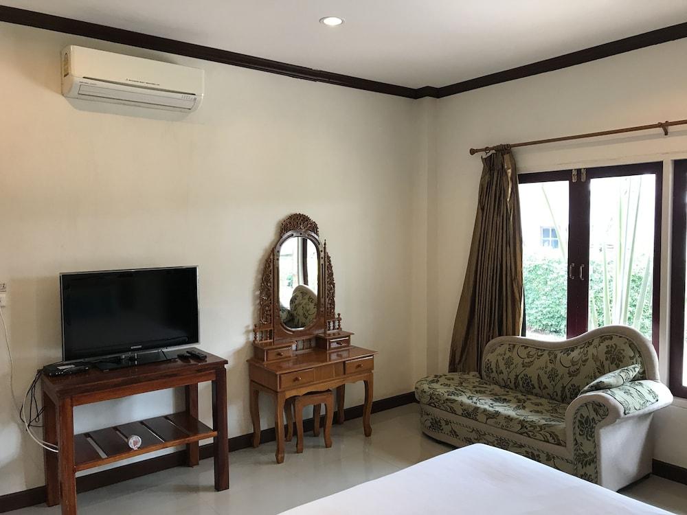 Baan Ruankaew Resort