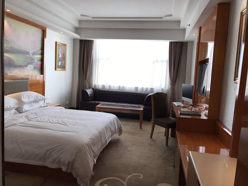 Foshan Longwan Hotel