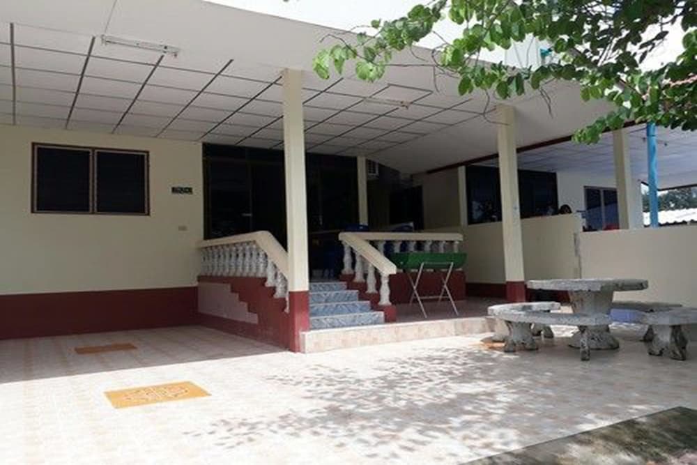 Mae Rampung Beach House 2