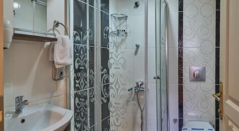 Taxim Center Residence