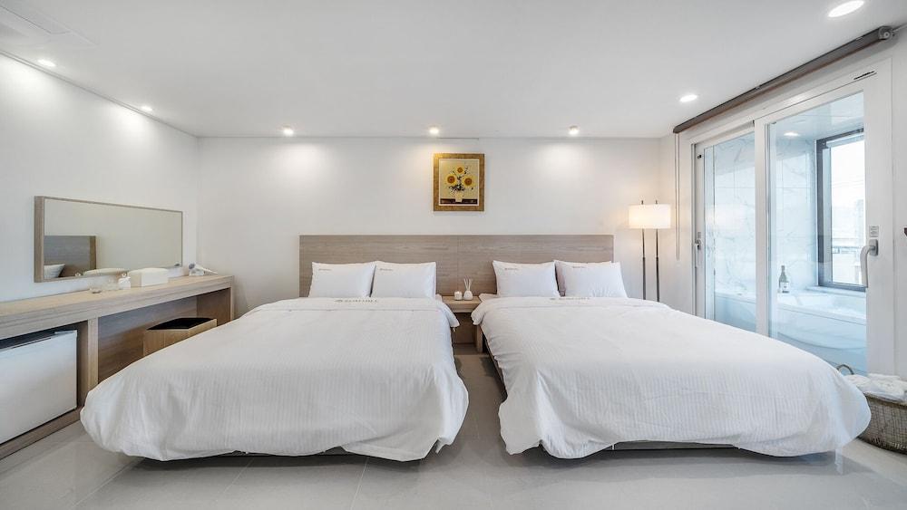 Yeosu Sunhill SPA Pension