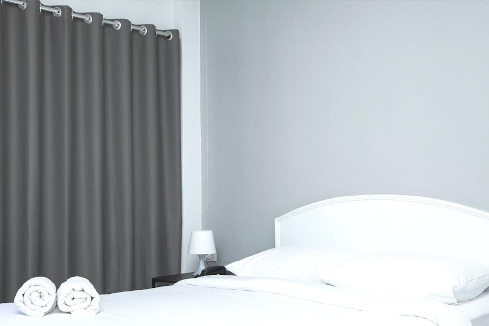 Crystal Hotel Huahin