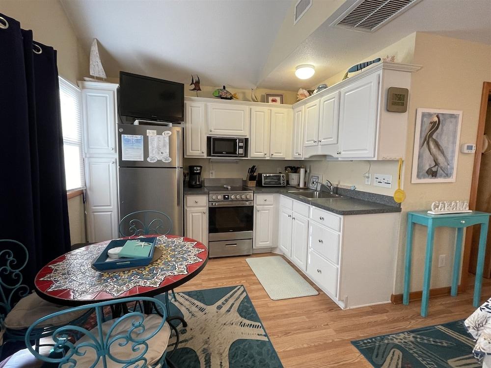 7 Safe Harbor Studio Bedroom Condo by RedAwning