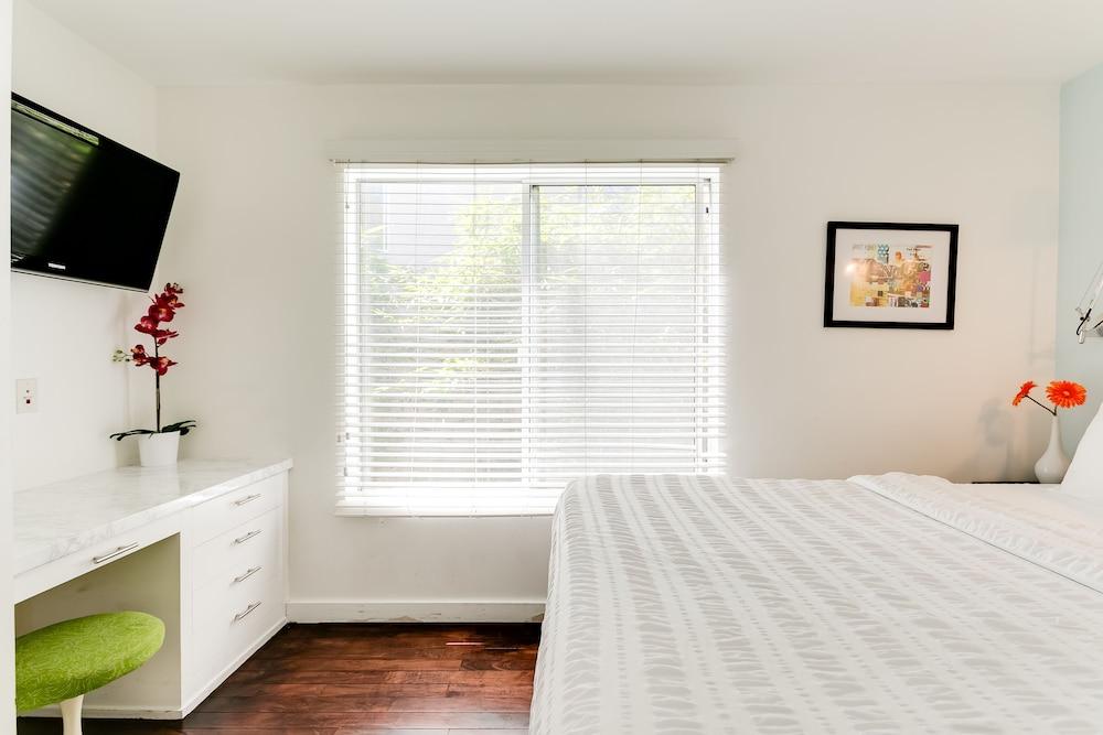 Venice Beach Vacation Condos