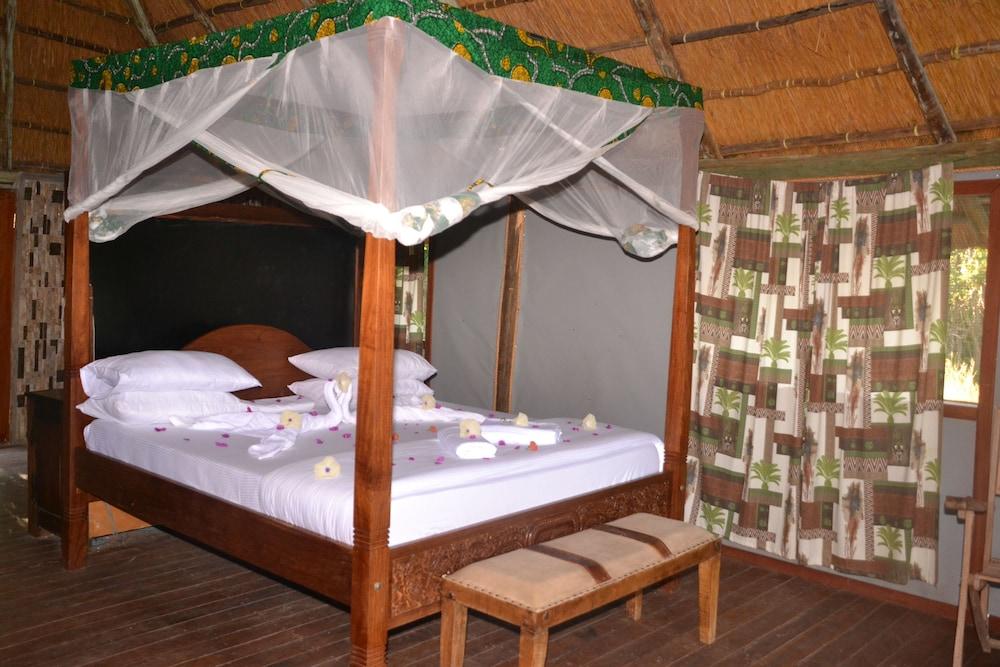 Mabata Makali Lodge & Campsite